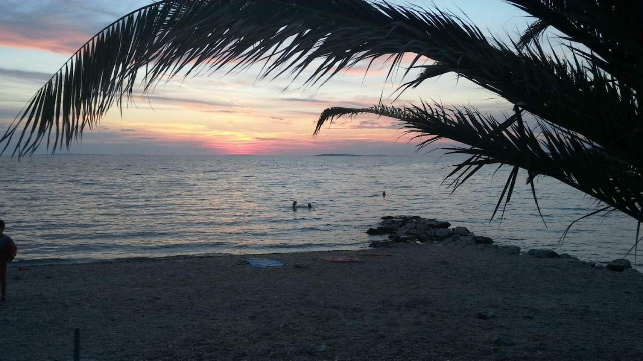 Appartamento Luciana Povljana Esterno foto