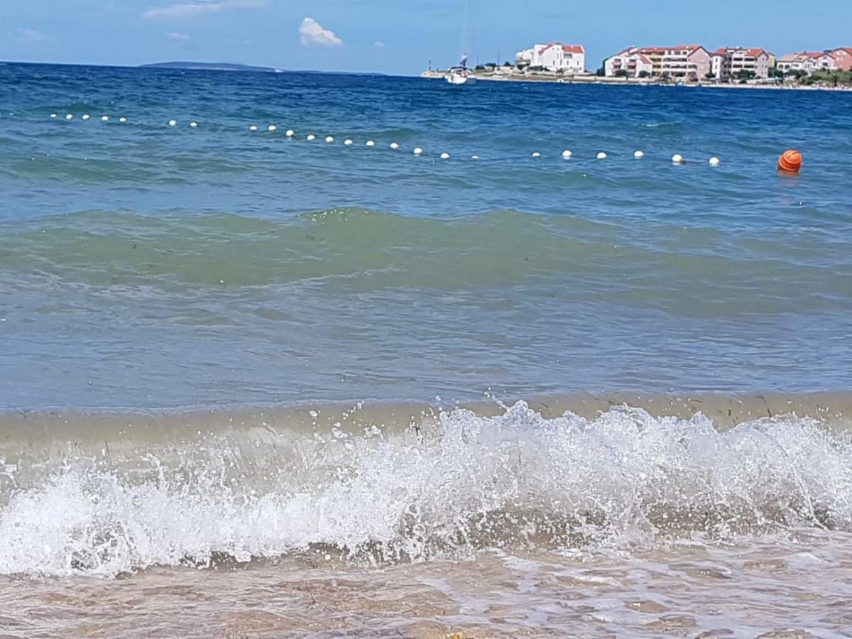 Appartamento Luciana Povljana Esterno foto